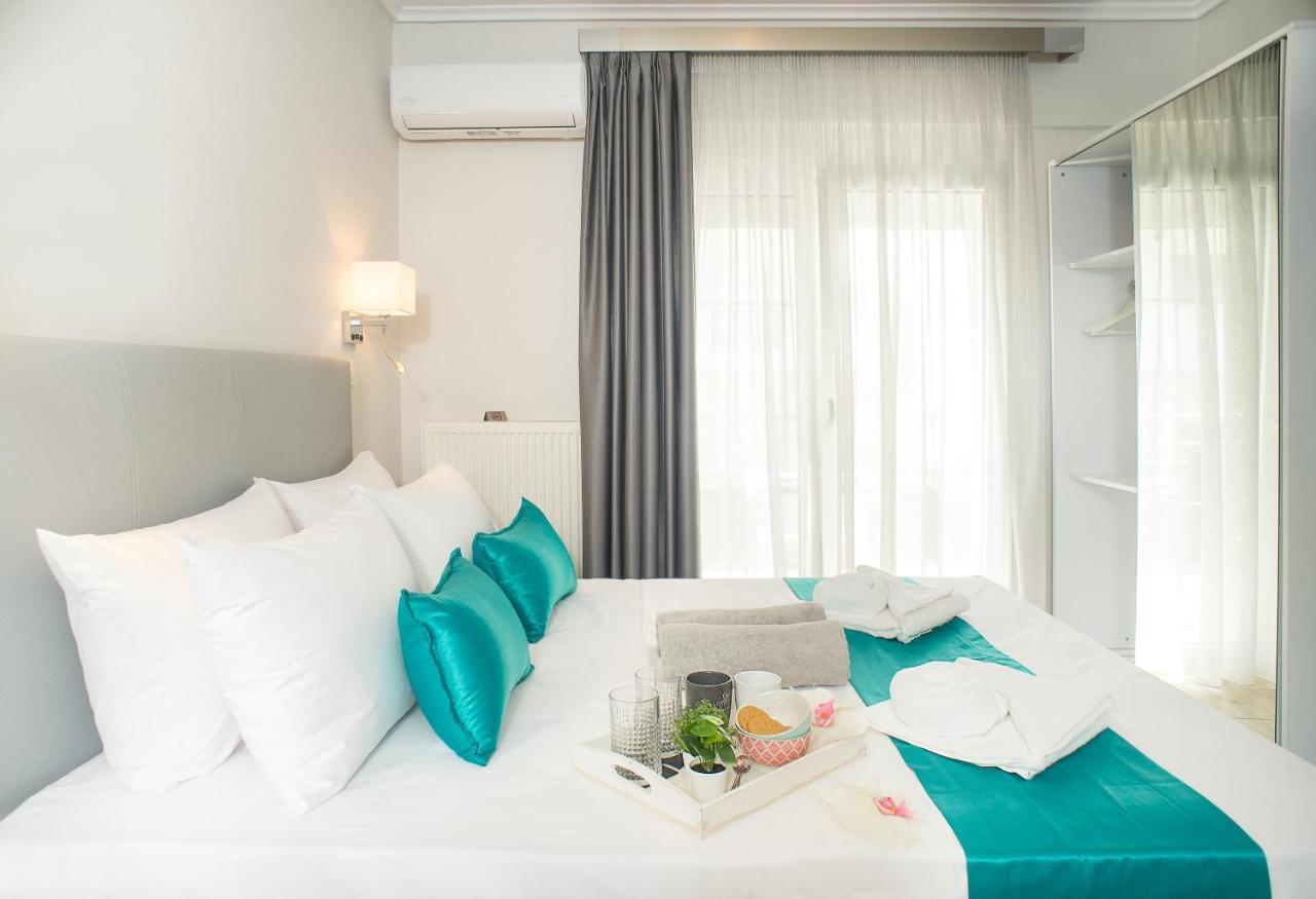 Lux Vip Apartments Peraía Eksteriør bilde