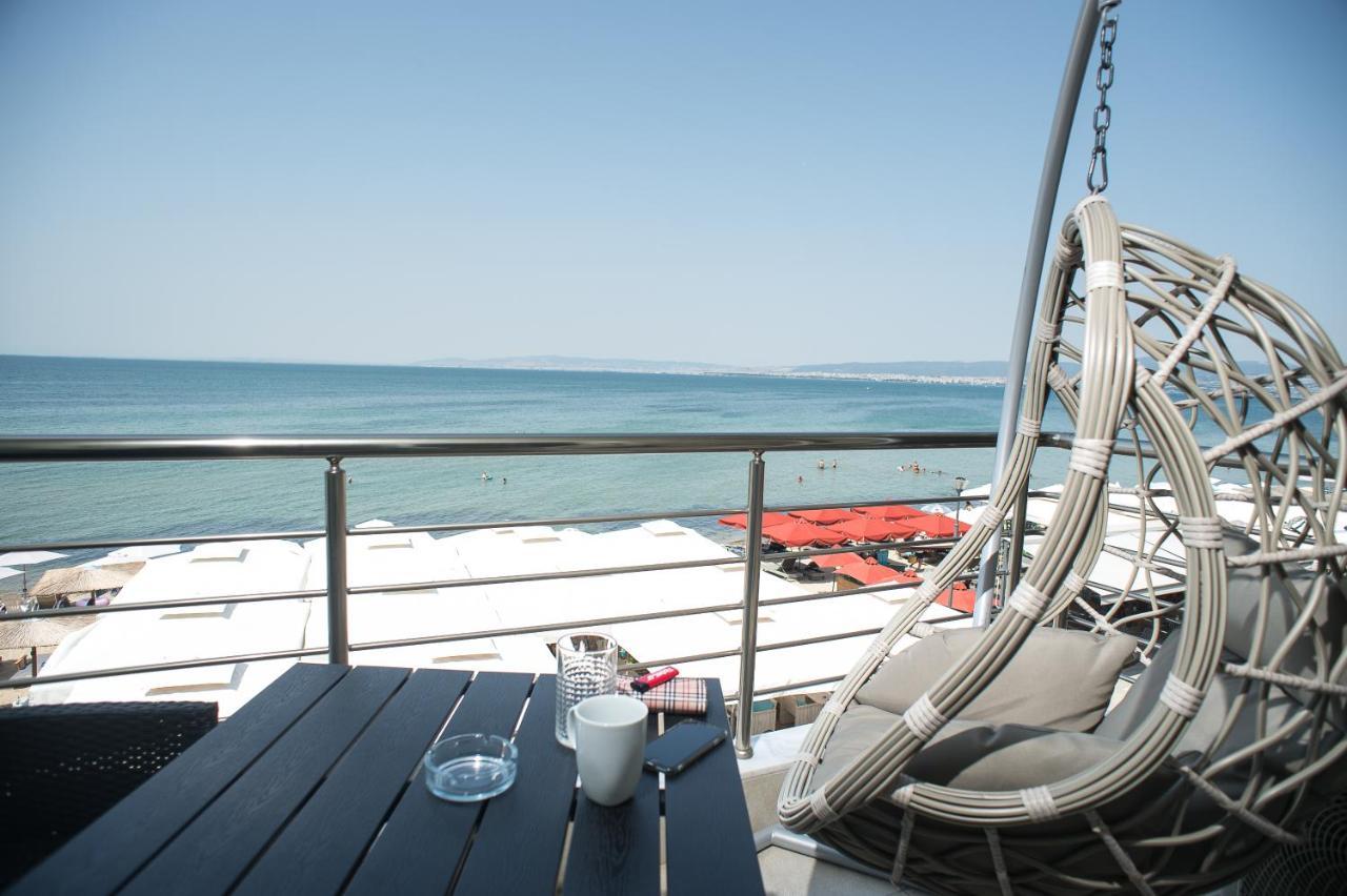 Lux Vip Apartments Peraía Eksteriør bilde