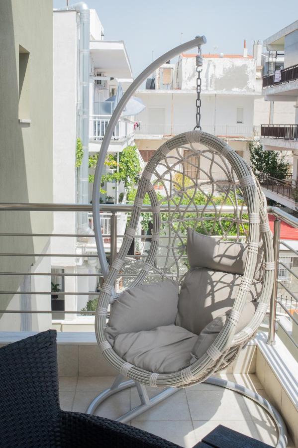 Lux Vip Apartments Peraía Eksteriør bilde