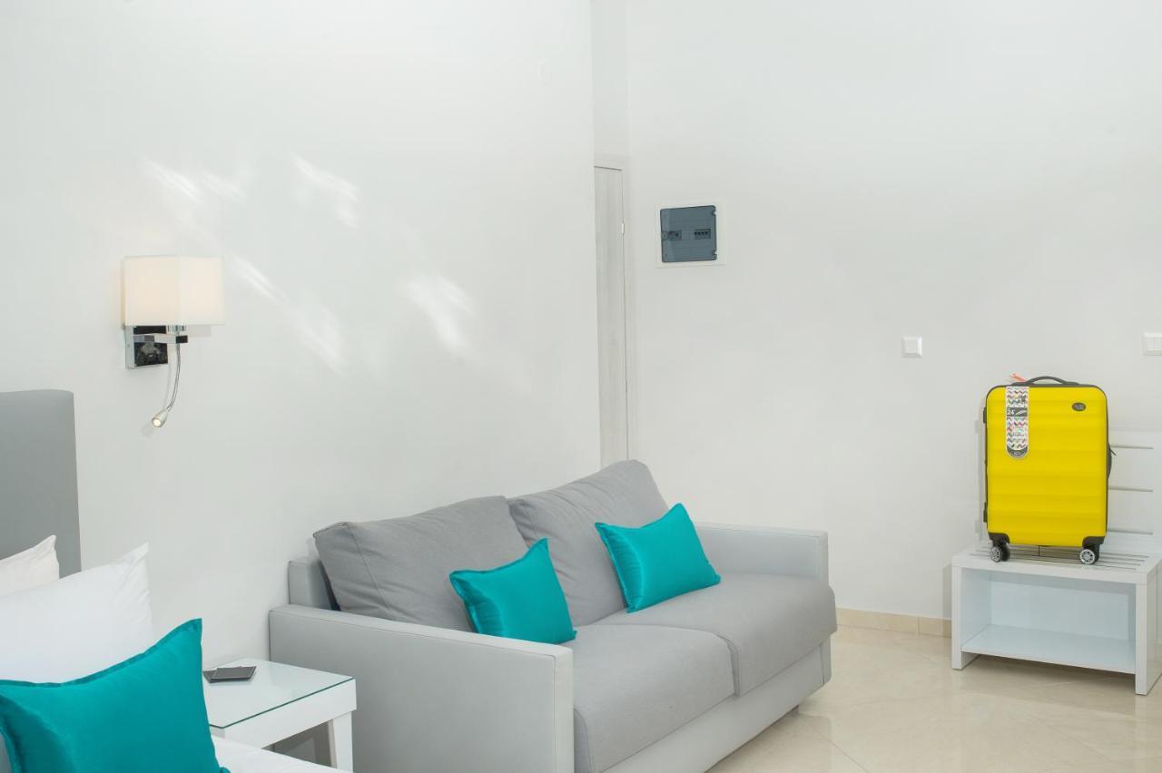 Lux Vip Apartments Peraía Eksteriør bilde
